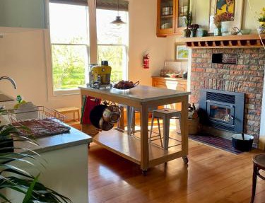 Havelock North Cottage on Organic Orchard