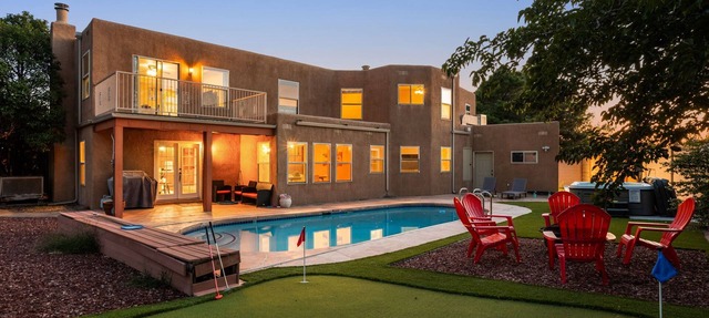 Heated Pool, 3700sf, Game Room