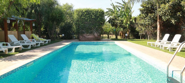 .Heating with private pool