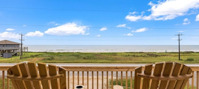 HELLO SUNSHINE - Bayside home with a Amazing Gulf Views! Sleeps 16
