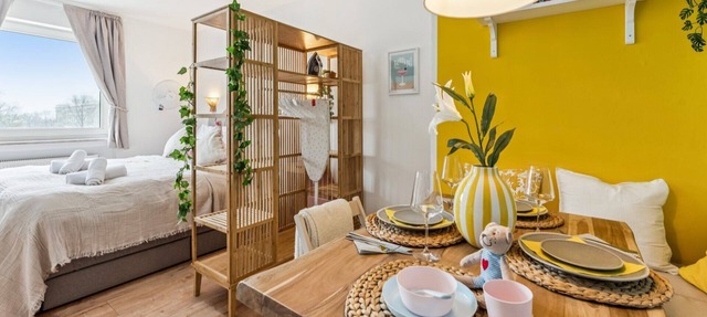 Hellohome I Feel-good Design I Boxspring I Free Parking I City apartment ‘Happy’