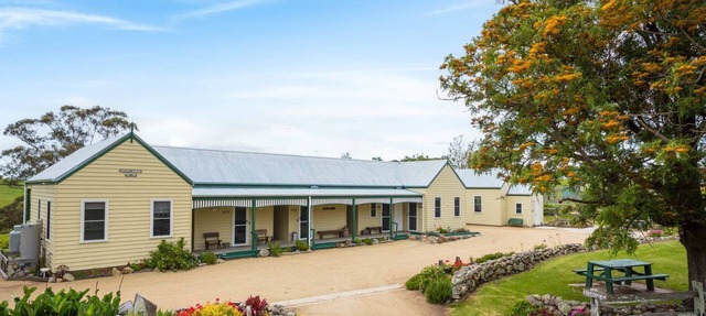 Henkley Cottage 1 - Isaiah