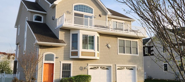 Henry's Hideaway-Cape May- 2.5 blocks to beach- 5 BR- Elevator