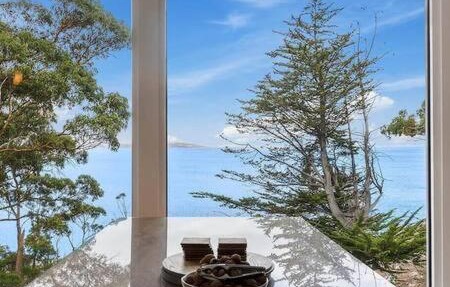 Hidden Bay Retreat-5 Bed- 15min to Hobart
