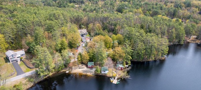 Hide-A-Way Waterfront Cottages