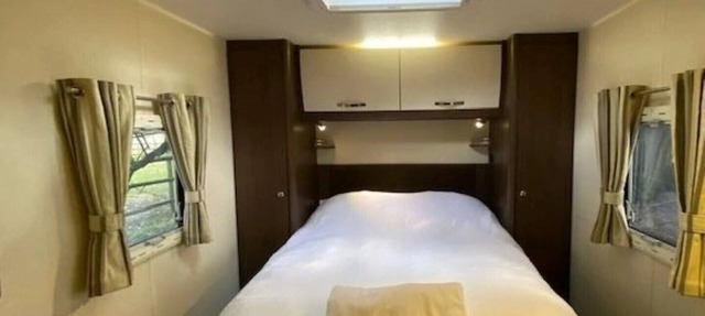 Hideaway Caravan Sleeps 2