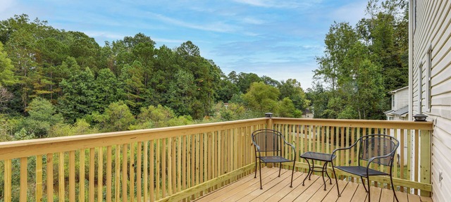 Hike, Golf, Explore: Home 10 Mi to Lake Lanier!