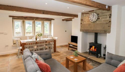 Hill Top Cottage