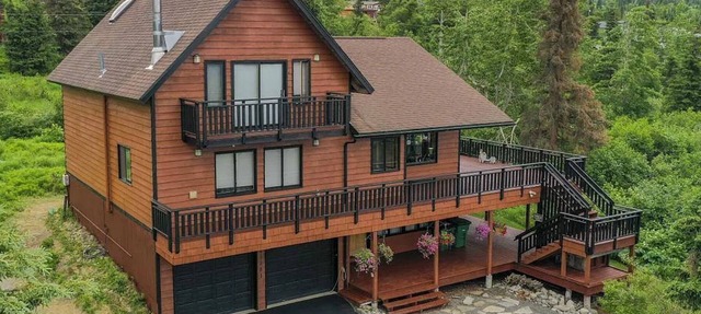 Hillside Haven Anchorage