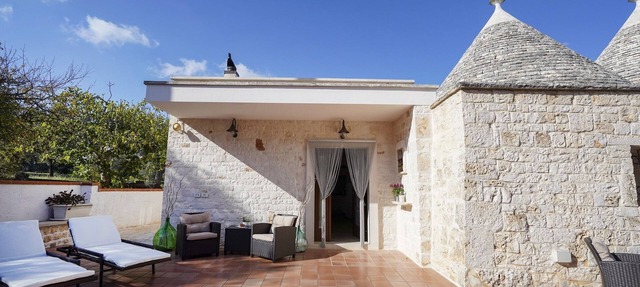 Hillside Villa for 5 guests in Polignano a Mare