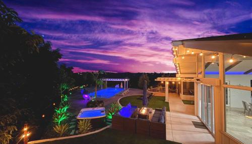 Hilltop Villa, Pool Oasis, Pickleball Court, Avocado Grove, Views