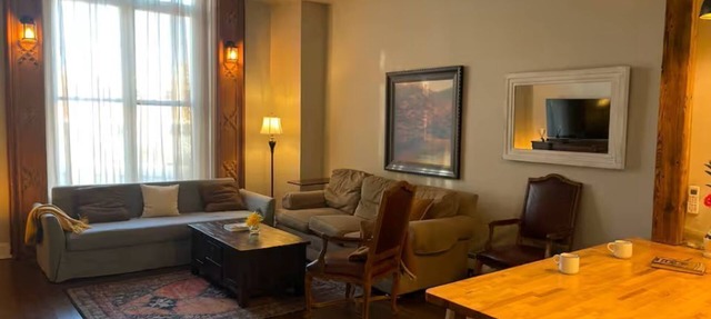 Historic Gem, Fireplace,2BR/2BA,Capitol District
