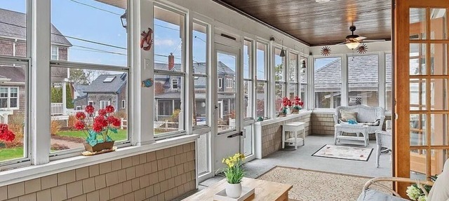 Historic IdleHurst Home - Sleeps 14, FirePit & Porch Idlehurst Inn