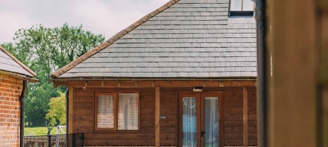 Hoad Farm Cottages, sleeps 12, Hoad Farm, Acrise