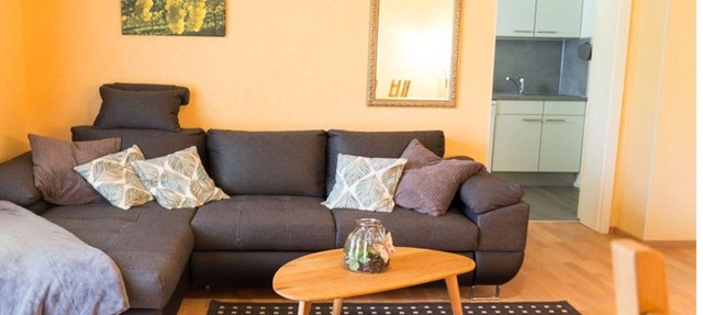 Holiday flat ‘Silvaner’ with private balcony, shared terrace and communal garden