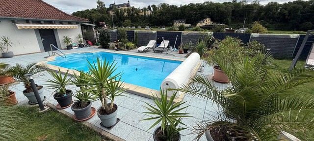 Holiday flat with pool, directly on the Lahn cycle path