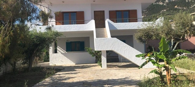 Holiday home by the sea with a large garden, Peloponnese near Epidaurus, Methana