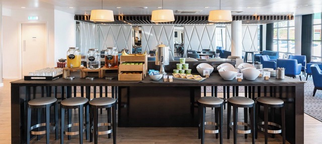Holiday Inn Express Leigh - Sports Village by IHG