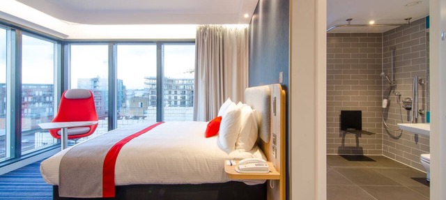 Holiday Inn Express London - Ealing by IHG