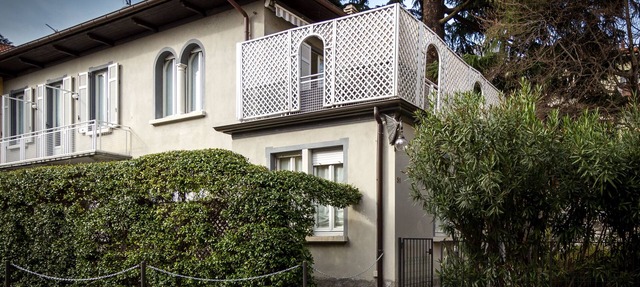 Holiday villa with large furnished terrace