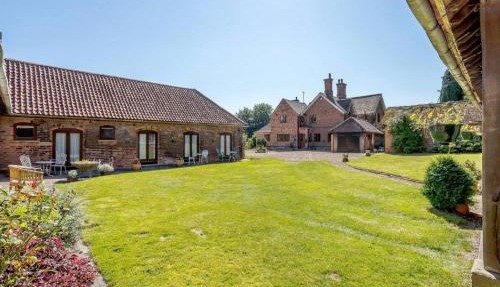 Holly Lodge Country Guest House