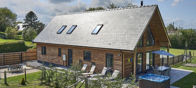 Holly Lodge