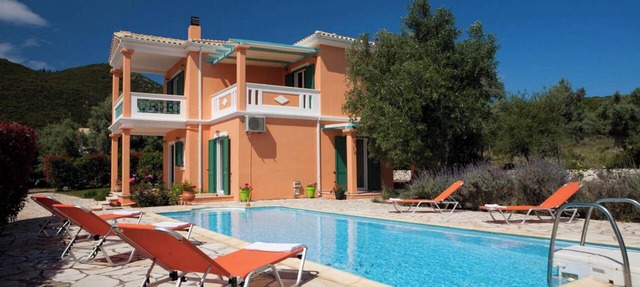 Homerez - Charming Villa in Lefkada with Pool