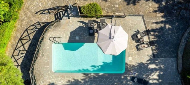 Homerez - Charming Villa in Arezzo with Private Pool and Garden