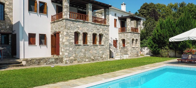 Homerez - Splendid Villa in Tsagkarada with View