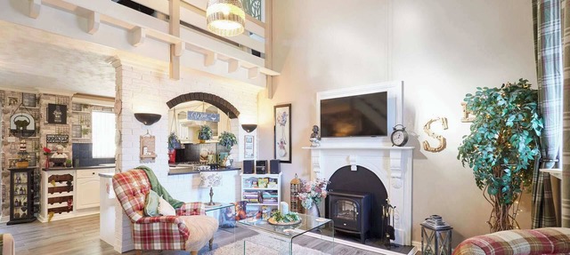 Host & Stay | The Cheeky Squirrel