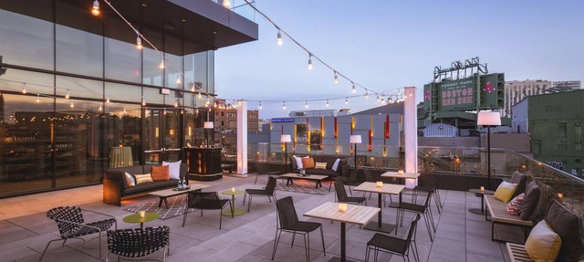 Hotel Commonwealth