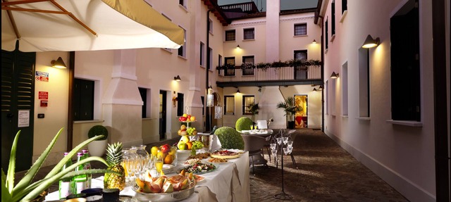 Hotel Roma