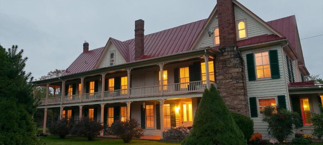 Hummingbird Inn