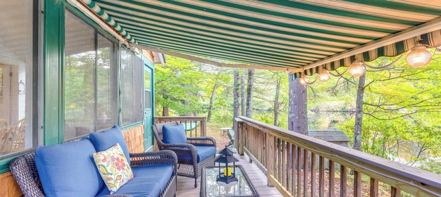 Idyllic Lakefront Cottage Near Mount Sunapee