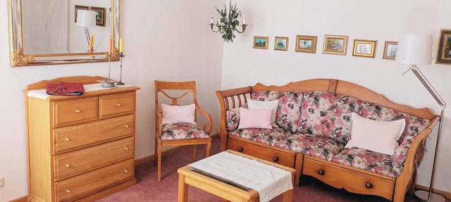 Idyllisch gelegene FeWo (44qm) im EG mit 2 Schlafzimmern