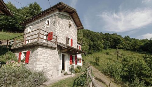 Il Borghetto di Pedevilla casa in montagna