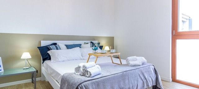 Il quadrato blu by Houset