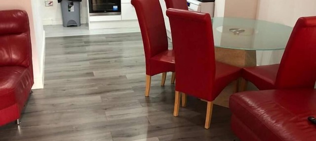Immaculate 2-Bed House in High Wycombe HP14