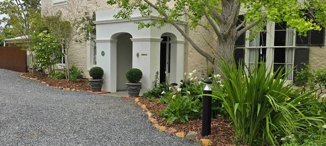 Immerse yourself in the impeccable accommodation of this elegant Adelaide estate