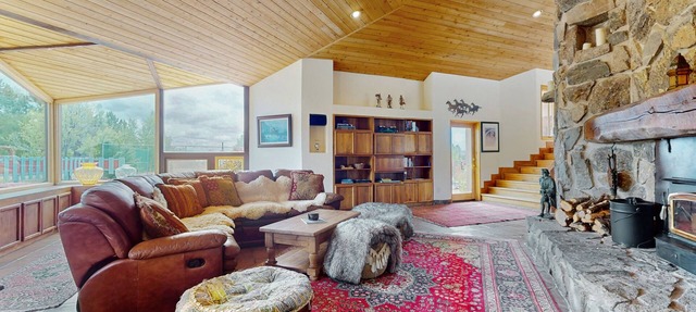 Incredible luxury estate with private pool, hot tub, grills, stone fireplaces