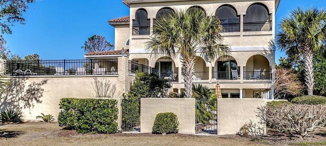 Incredible Luxury Villa in Private Oceanfront Gated Community near Pawleys Island, South Carolina