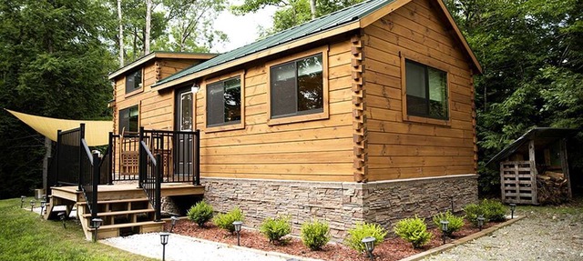 Incredible Modern Tiny Log Cabin near the Ammonoosuc River for a Romantic Getaway in New Hampshire