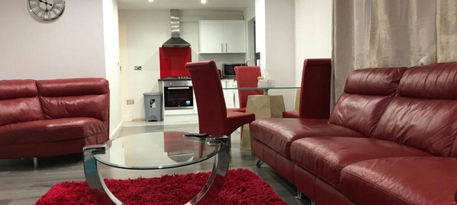 Inviting 2-bed Fully Furnished House-high Wycombe