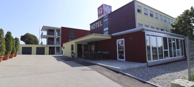 IQ Hotel