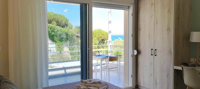 Iris Studios Chios