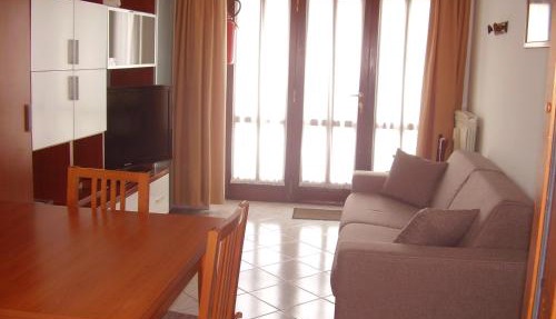 Jean Home