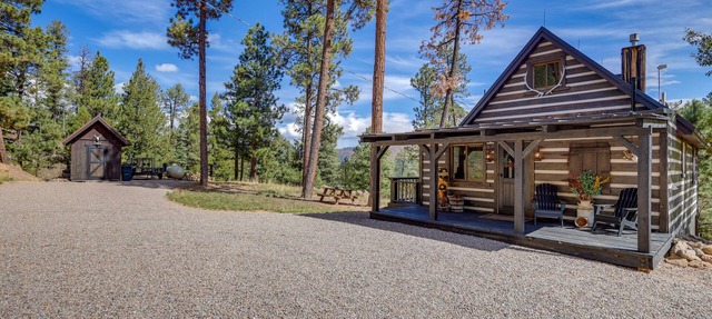 Jemez Springs Cabin w/Stunning Mtn Views!