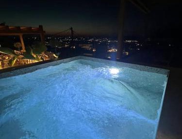 Kaptara Premium Upper Level Unit with Plunge Pool-Part of Kaptara Villa complex