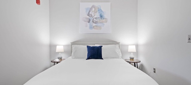 Kasa | Inviting 2 Bedroom with Amenity Access | Pittsburgh
