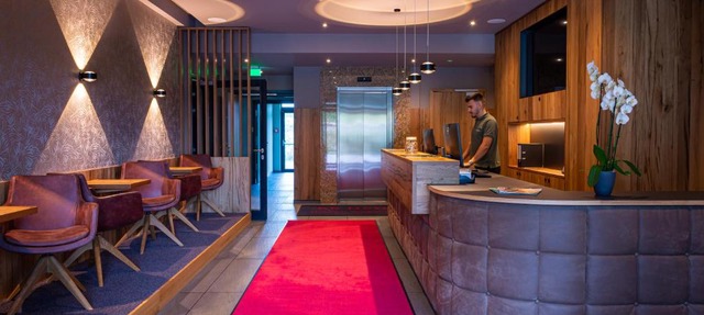 Kb Hotel
